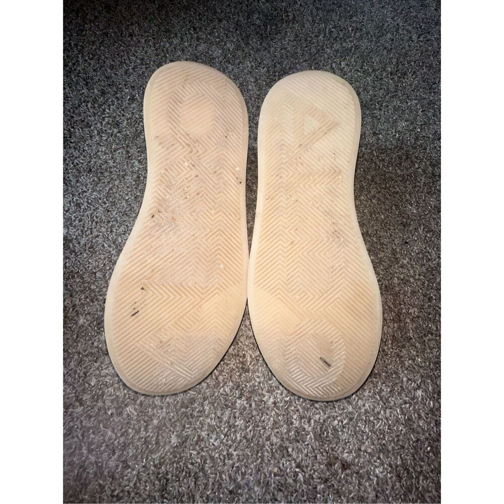 Aldo’s RoseCloud Pink Heart Low Top - Picture 6 of 7